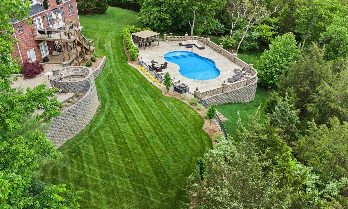 How to Care for Your Lawn and Landscape During a Hot Louisville Summer